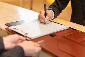 介绍公司以及产品英文